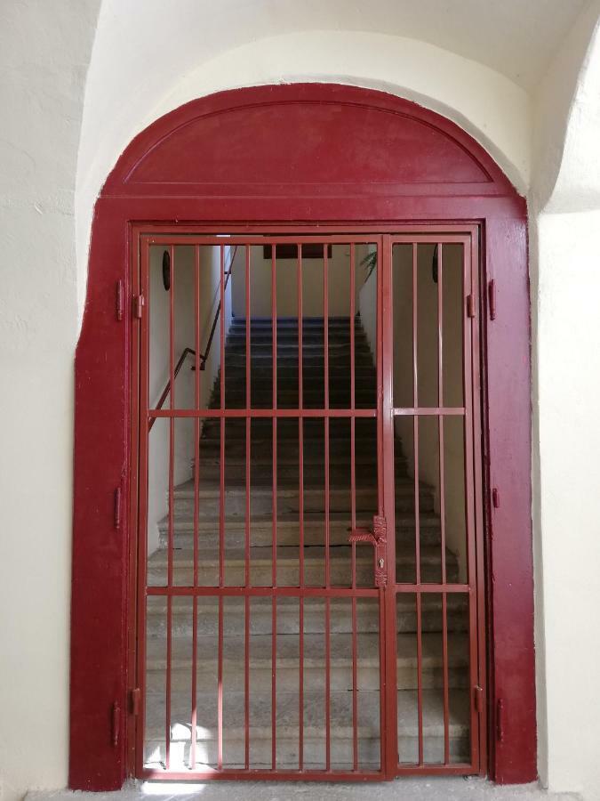 Mediaş Ferdinand Apartments מראה חיצוני תמונה