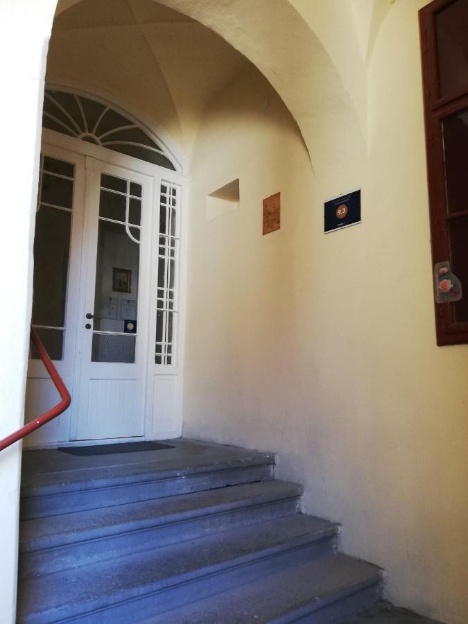 Mediaş Ferdinand Apartments מראה חיצוני תמונה