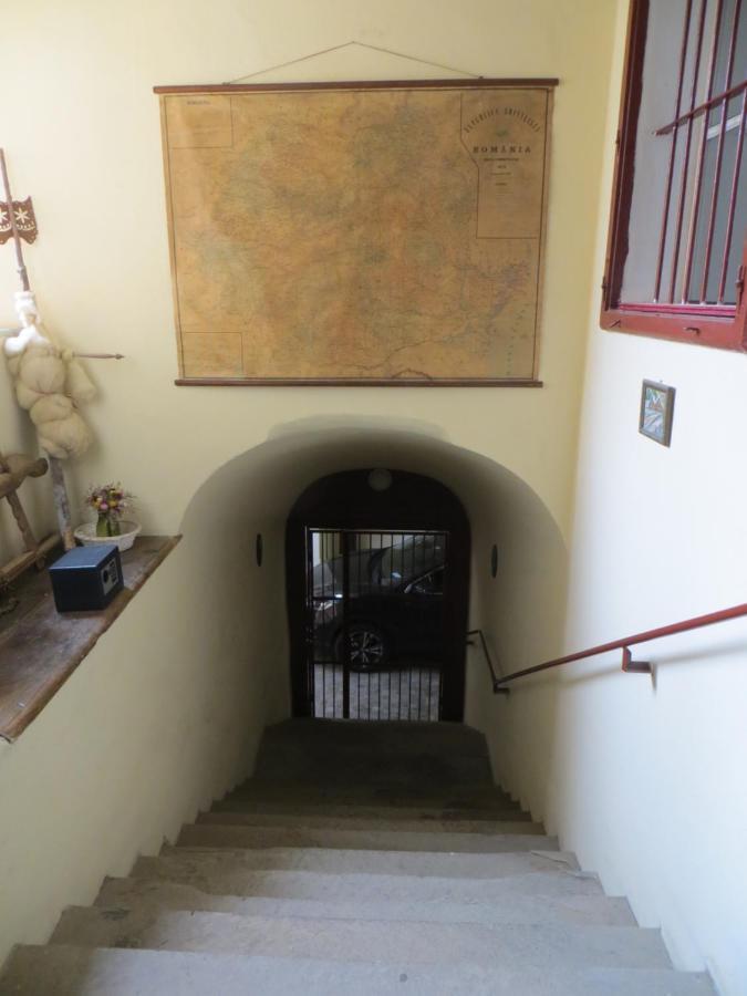 Mediaş Ferdinand Apartments מראה חיצוני תמונה