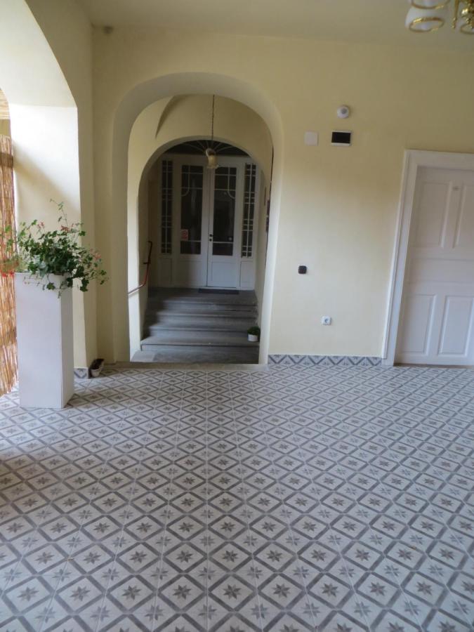 Mediaş Ferdinand Apartments מראה חיצוני תמונה